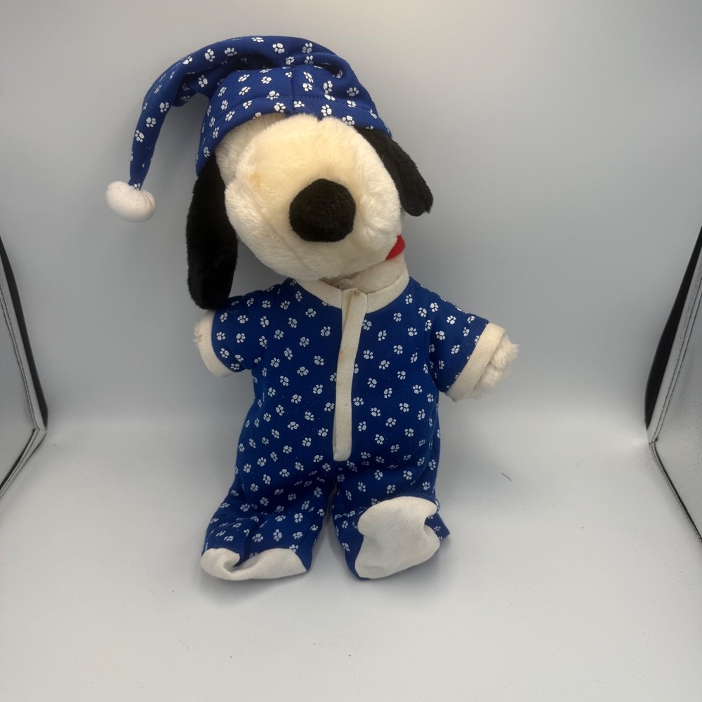 Peanuts Snoopy Plush Kohl's Cares for Kids Blue Pajamas Nightcap Stuffed Animal